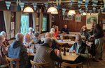 Zünftiges Oktoberfest mit Stimmung, Musik und bayerische Schmankerl